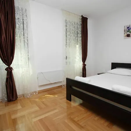 The Old Town Terrace Appartement *